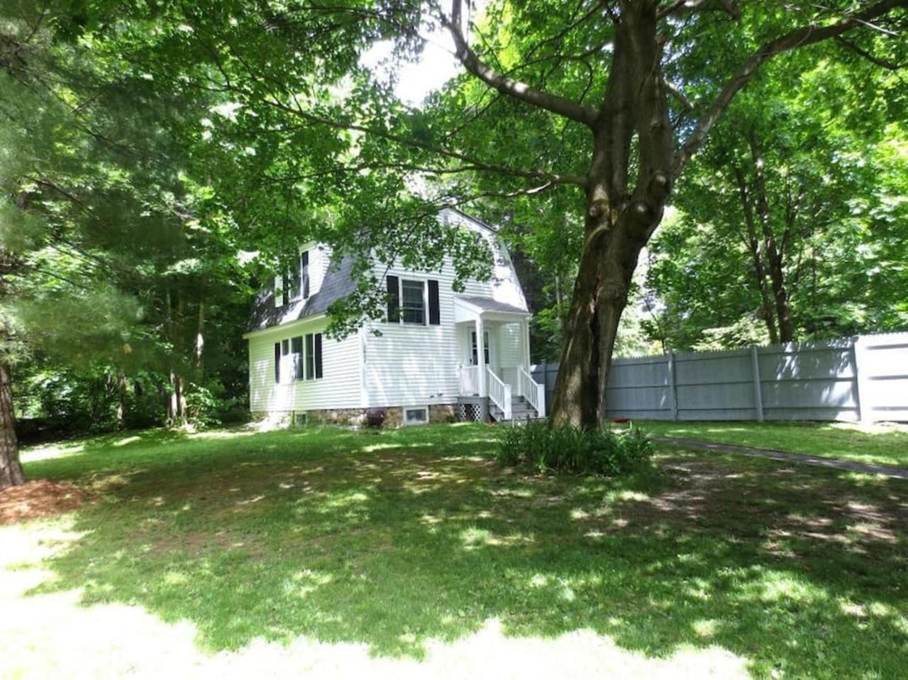 Quintessential Vt Cottage In Manchester Village المظهر الخارجي الصورة